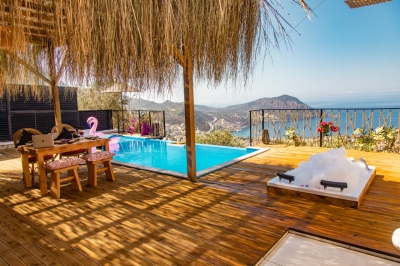 Villa Hill Angel House, doğa içerisinde, deniz manzaralı, özel havuzlu, 2 kişilik balayı villası