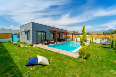 Villa Araxa Riverside