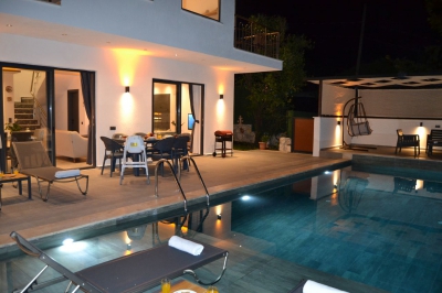 Villa Asrın Üzümlü, Kiralık villa