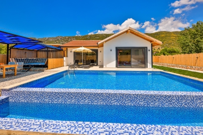 Villa Erisa, Kiralık balayı villası