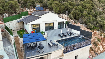 Villa Güzel, Deniz manzaralı kiralık villa