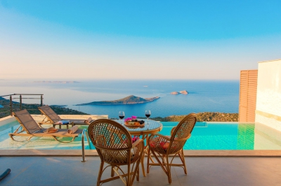 Villa Nest, doğa içerisinde , özel havuzlu, deniz manzaralı, 2 kişilik balayı villası